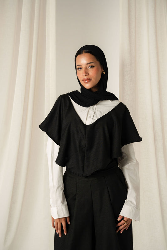 The Waves Top in Black