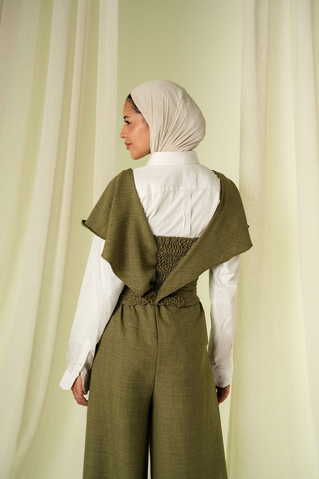 The Waves Top in Olive