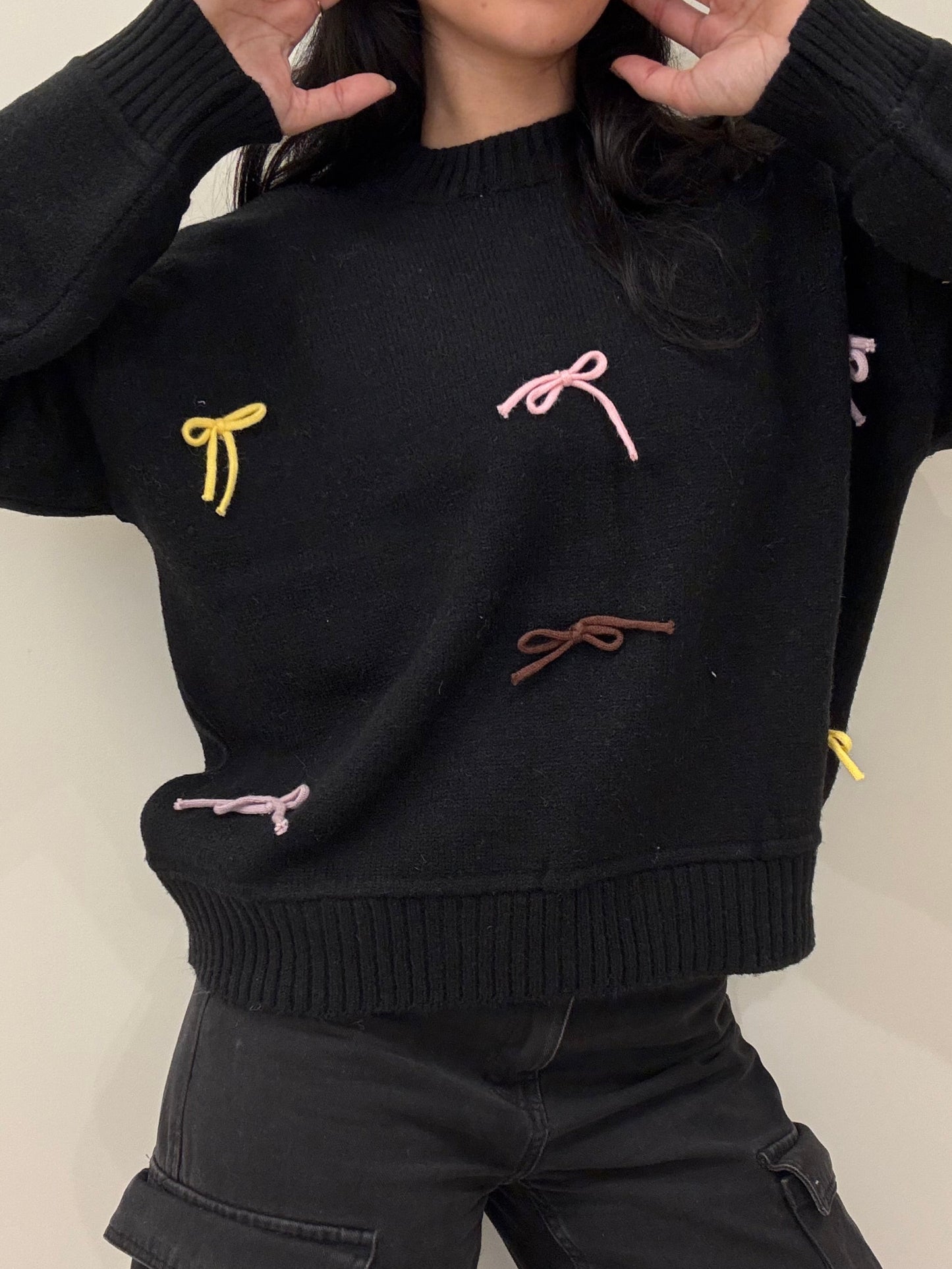 The Bows Sweater in BLACK