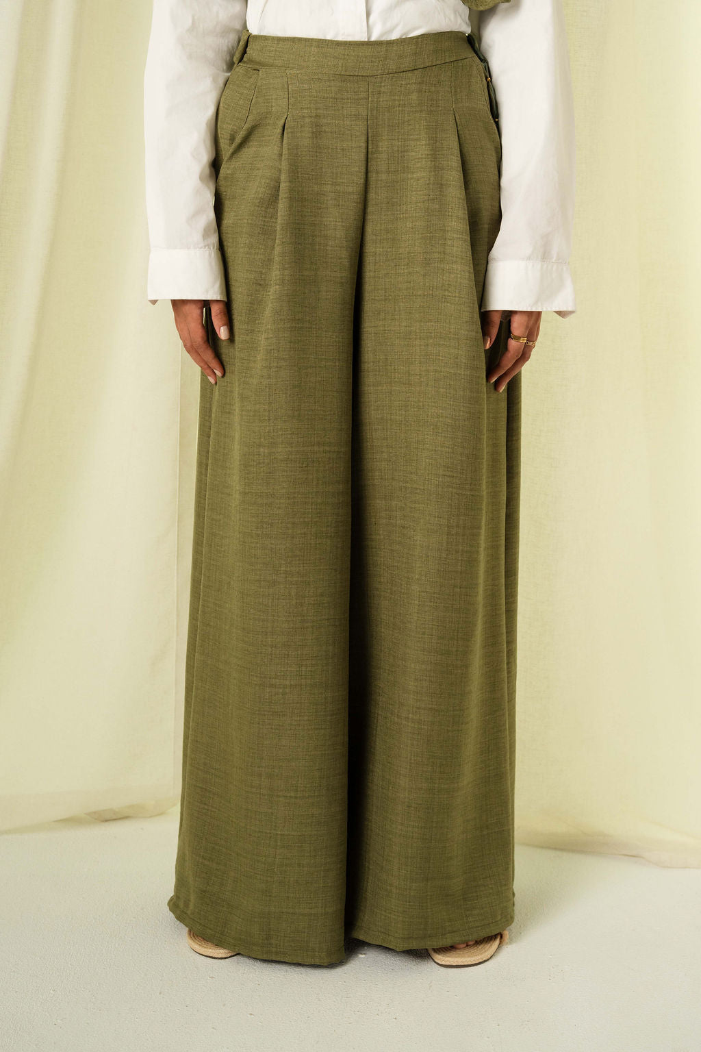 Linen "Patte D'elephant" Pants in OLIVE