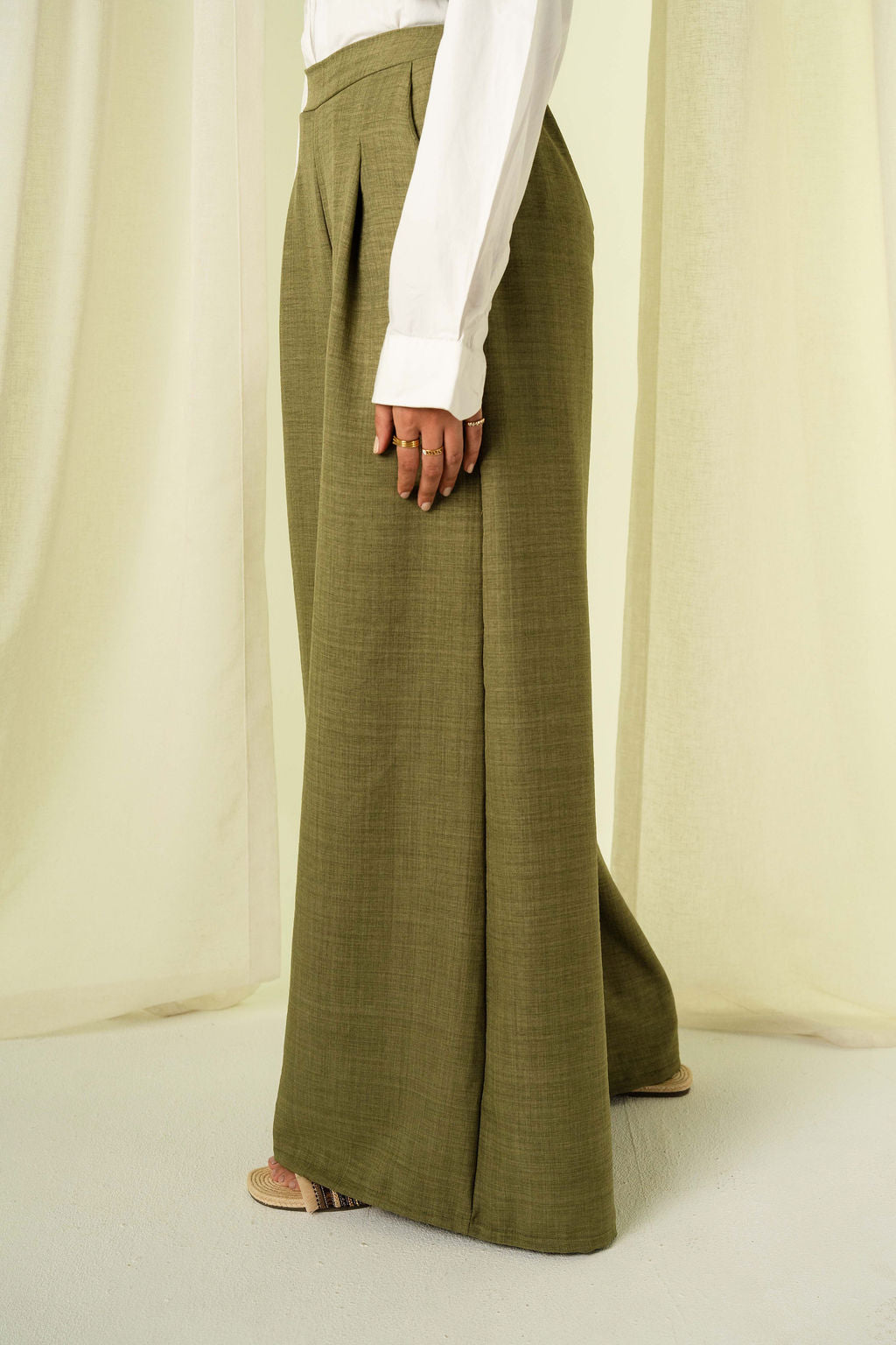 Linen "Patte D'elephant" Pants in OLIVE