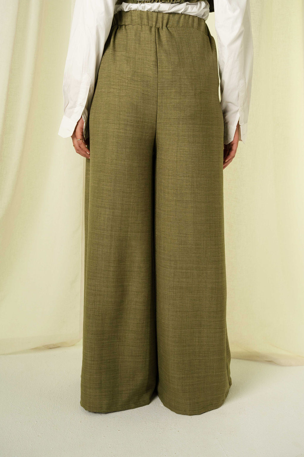 Linen "Patte D'elephant" Pants in OLIVE