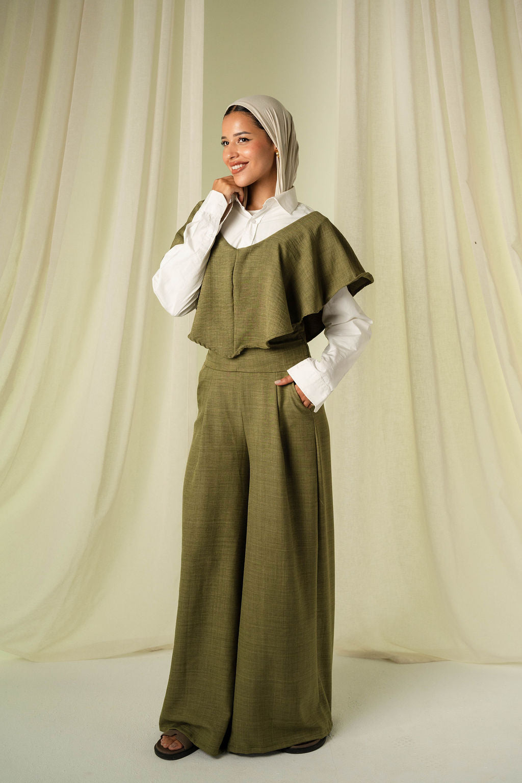 The Waves Set in OLIVE